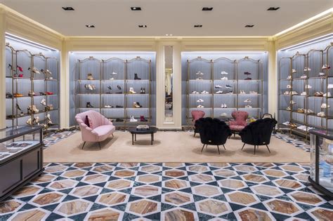 gucci salzburg|Gucci store locations near me.